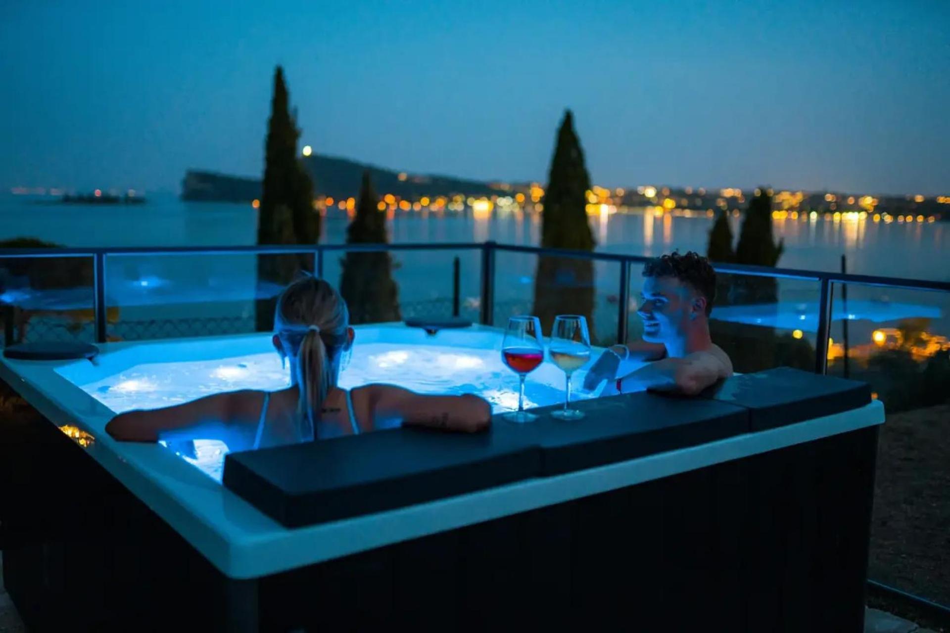 Vacanze Glamping Boutique Сан Феличе дел Бенако Екстериор снимка