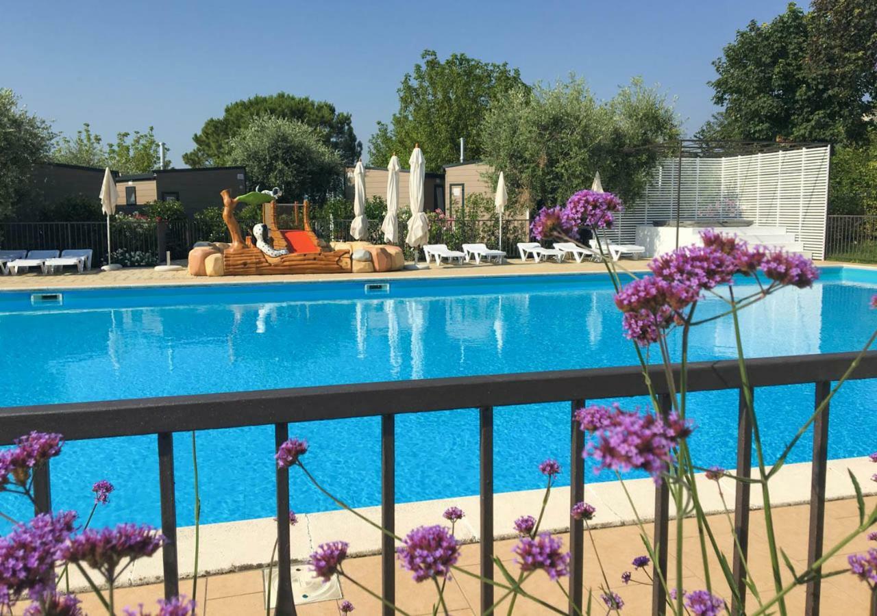 Vacanze Glamping Boutique Сан Феличе дел Бенако Екстериор снимка