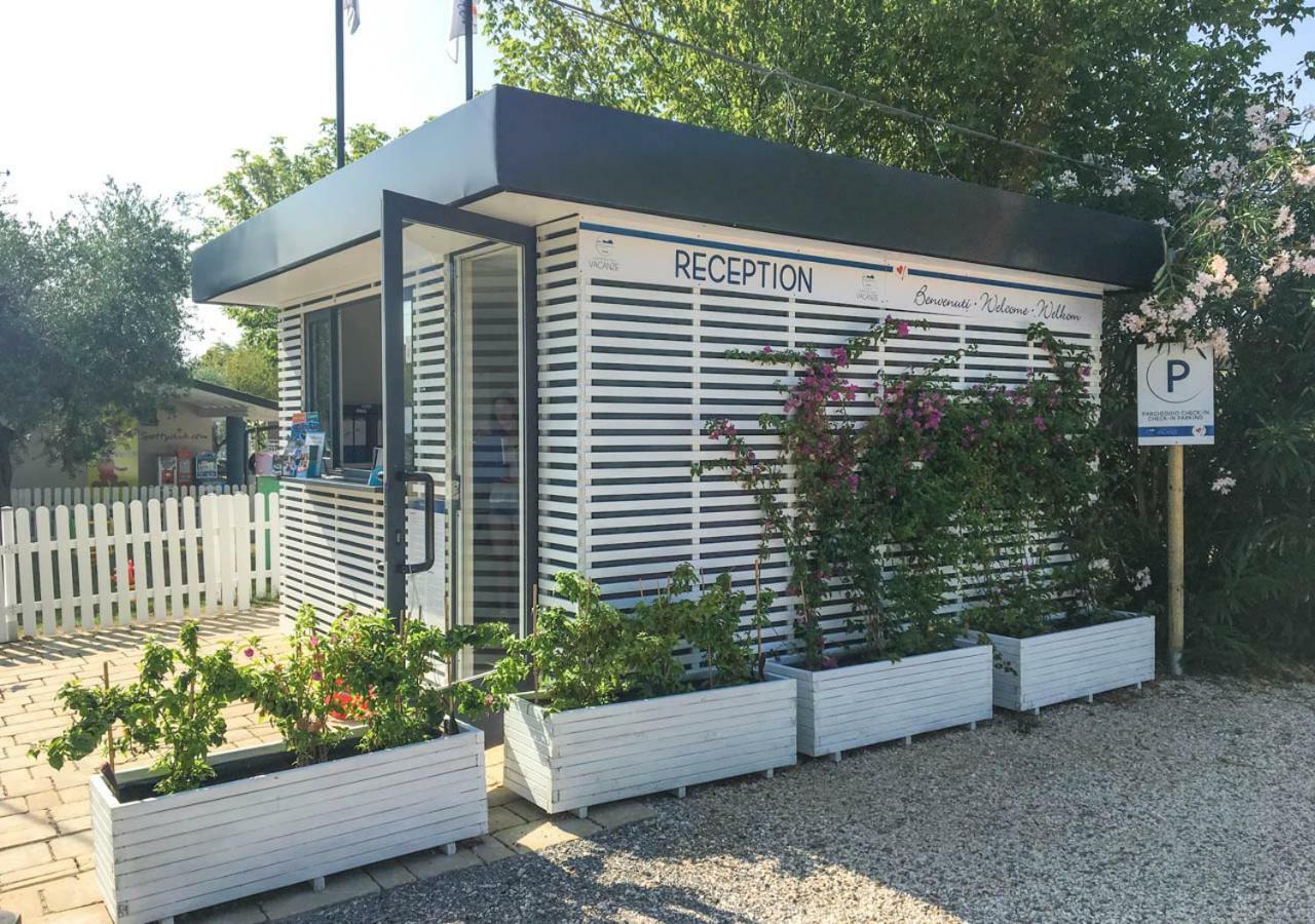 Vacanze Glamping Boutique Сан Феличе дел Бенако Екстериор снимка
